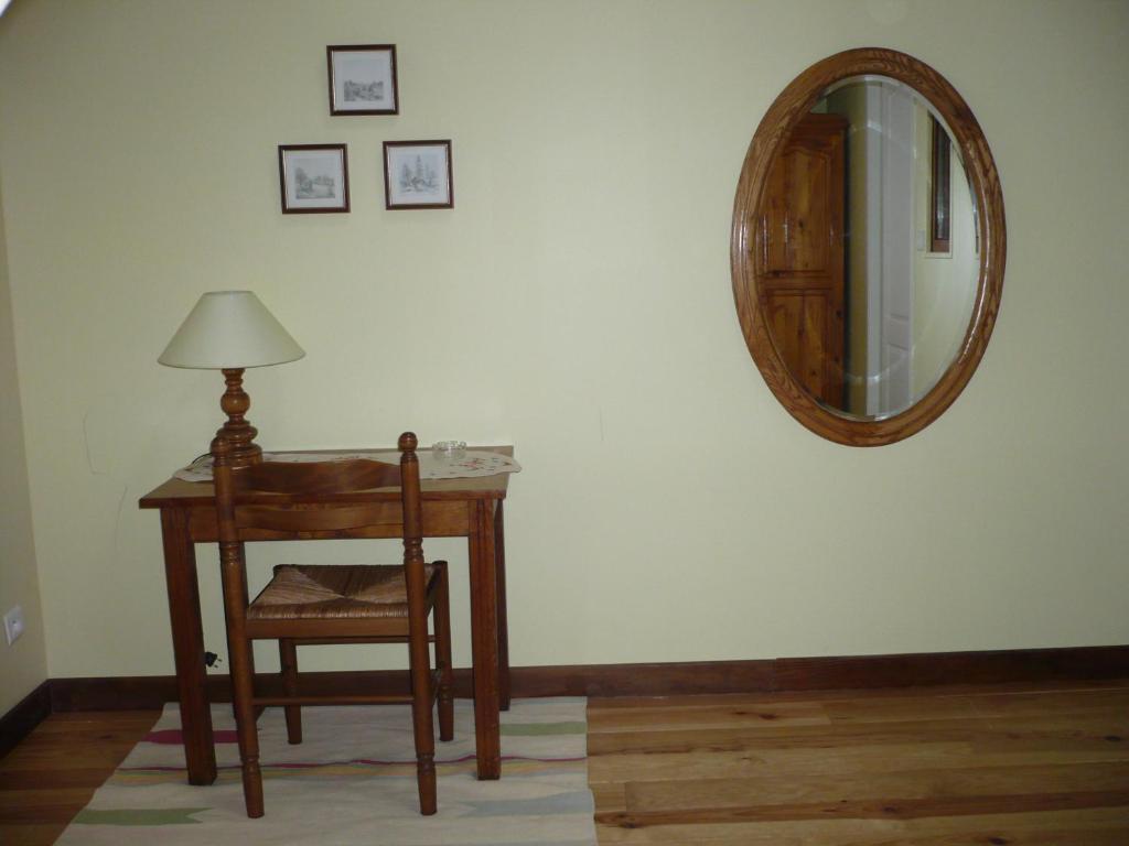 Bed and Breakfast Les Convertigues Montjoire Номер фото